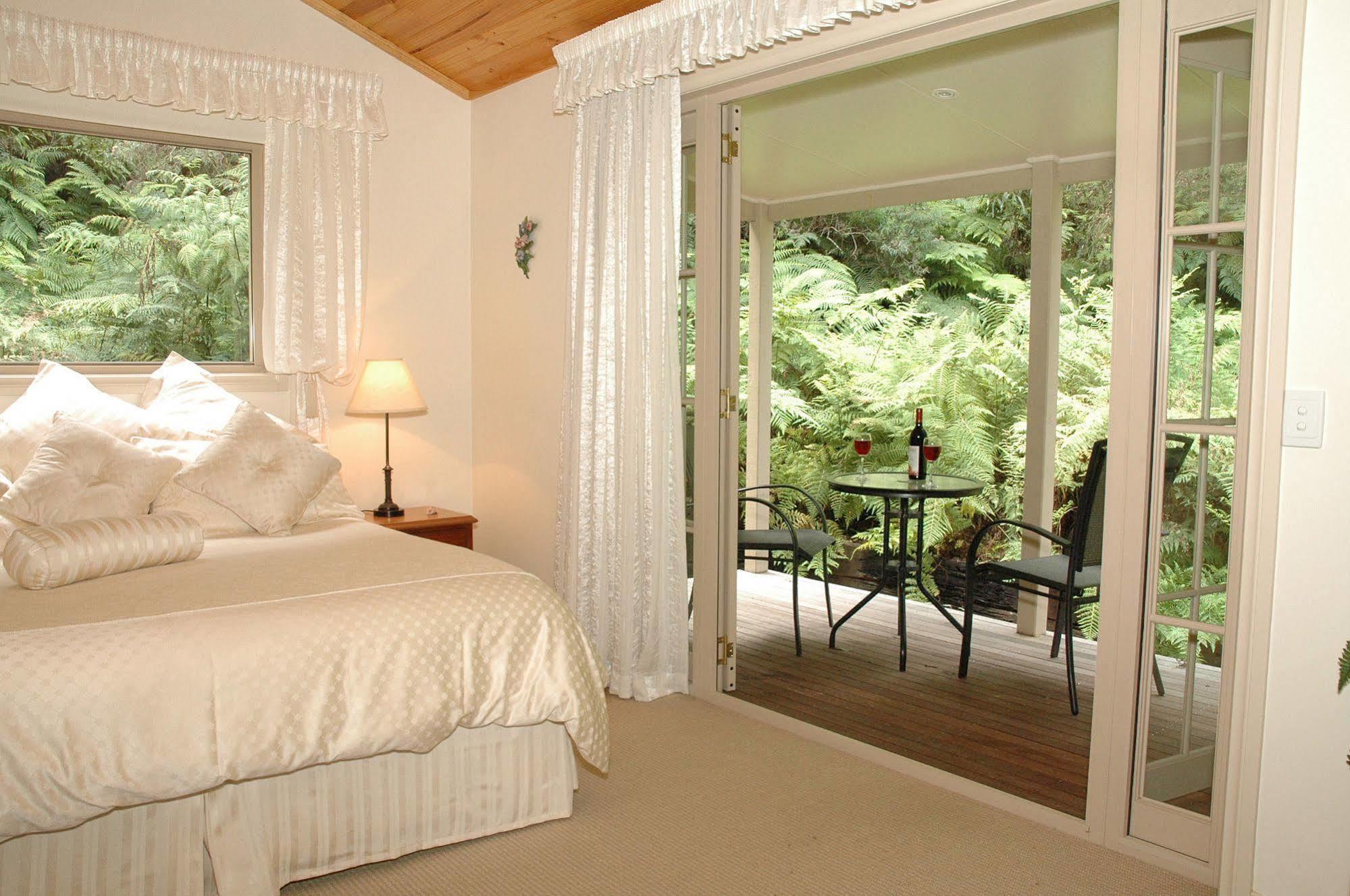 Myers Creek Cascades Luxury Cottages Healesville Exterior photo