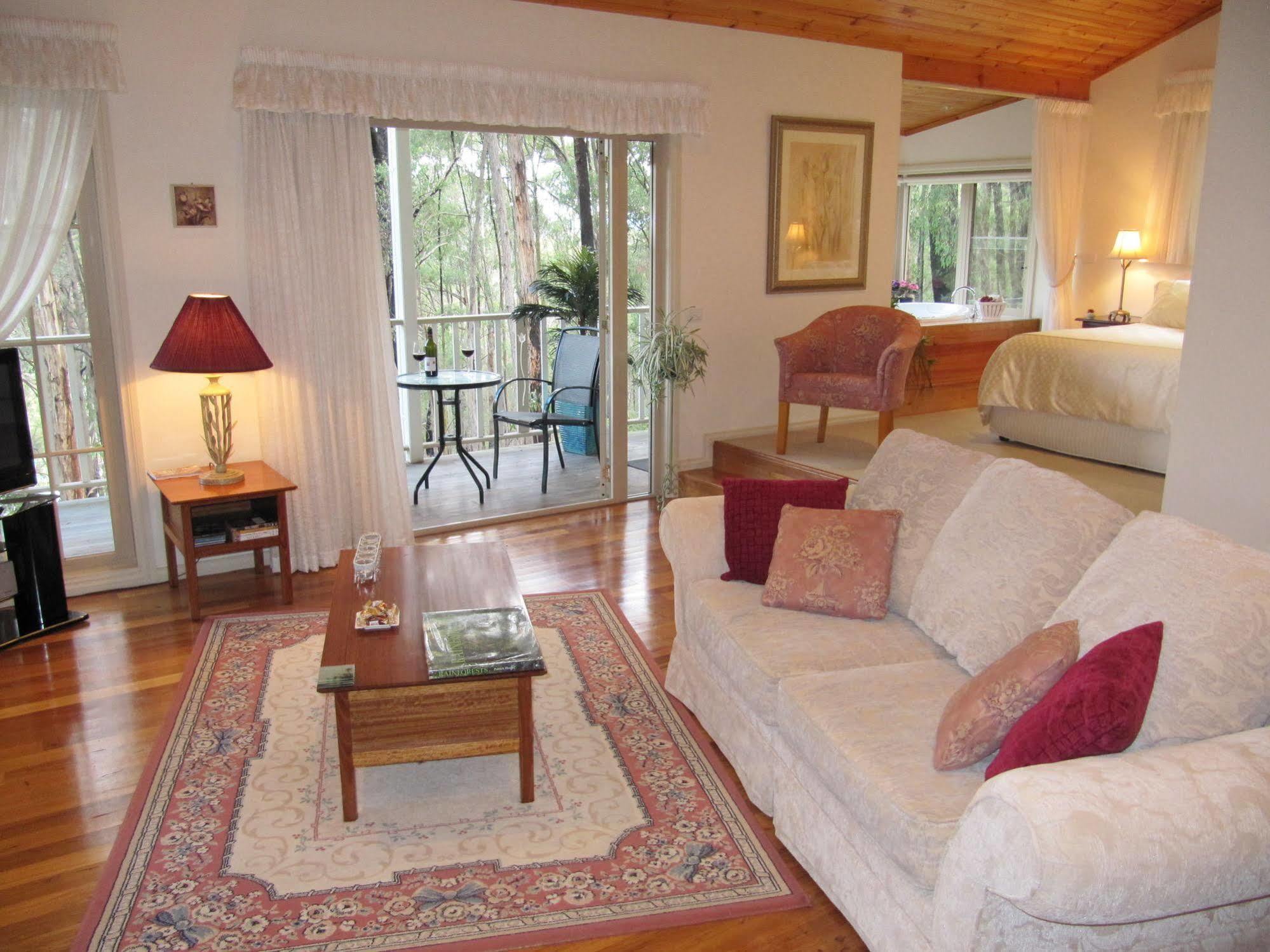 Myers Creek Cascades Luxury Cottages Healesville Exterior photo