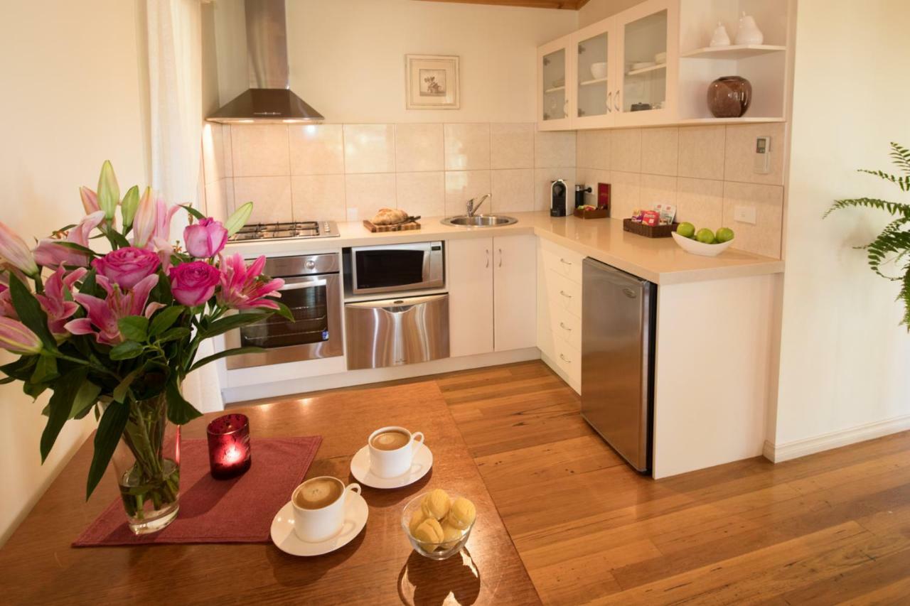 Myers Creek Cascades Luxury Cottages Healesville Exterior photo